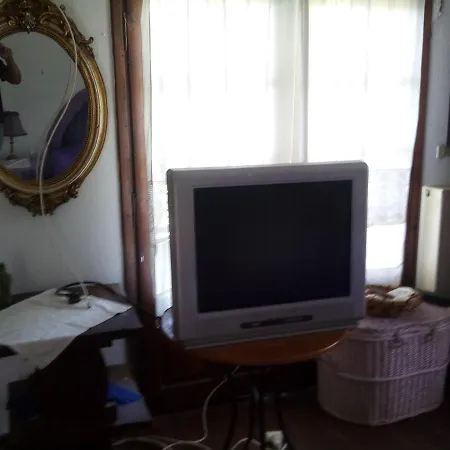 Alexander's Maisonette Lodge *